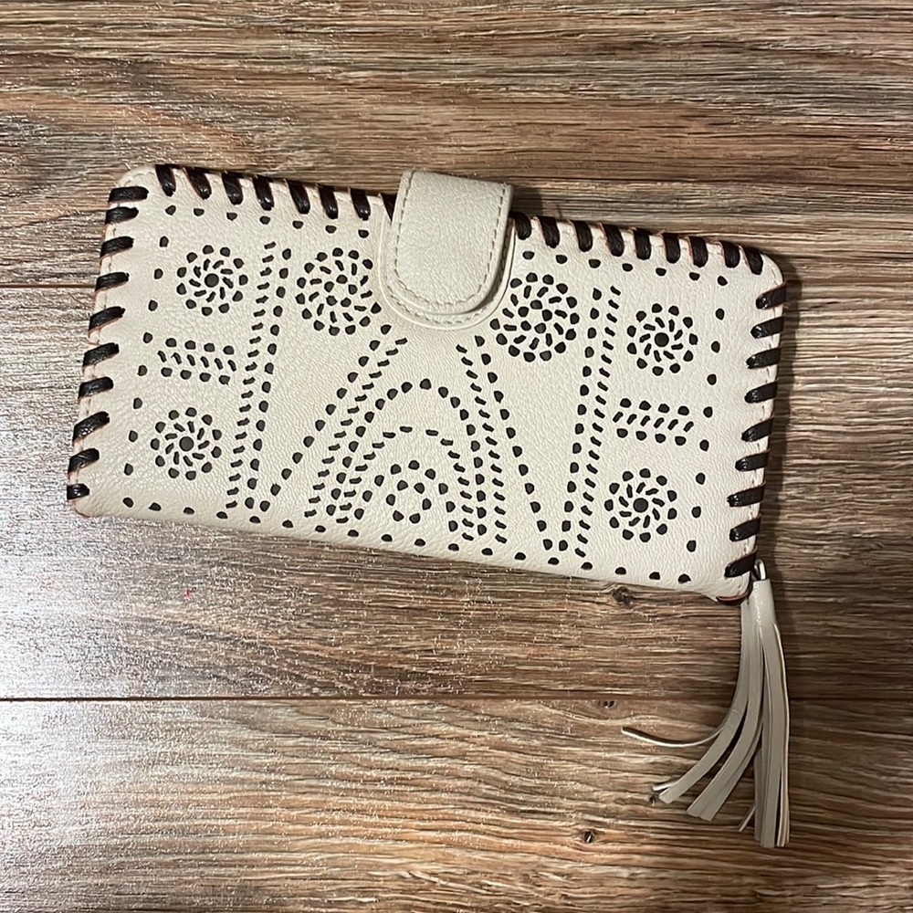 Like new tan faux leather wallet